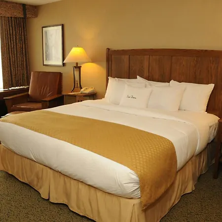 Doubletree By Hilton Libertyville-Mundelein